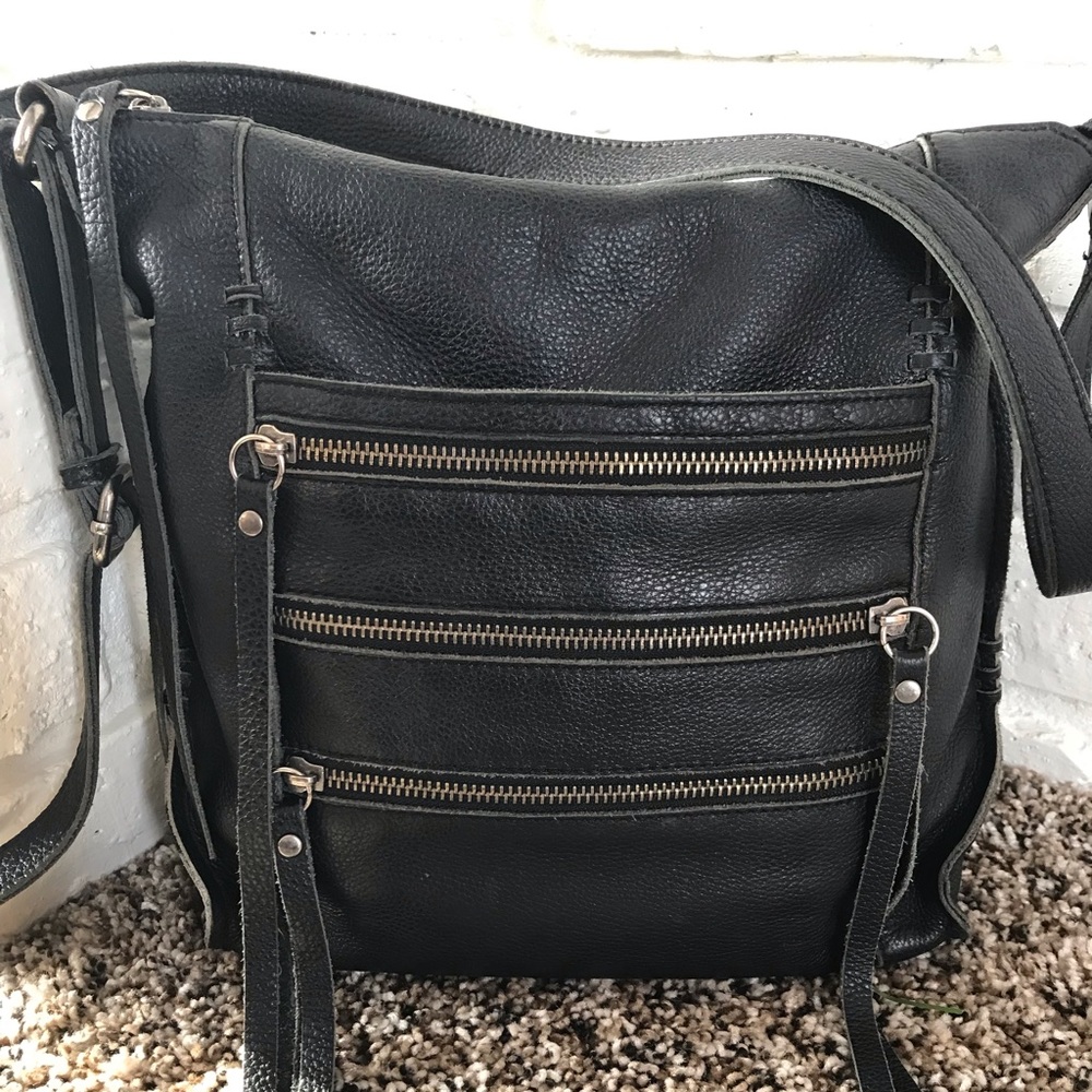 Lucky Brand 🍀 Shannon Handbag GUC